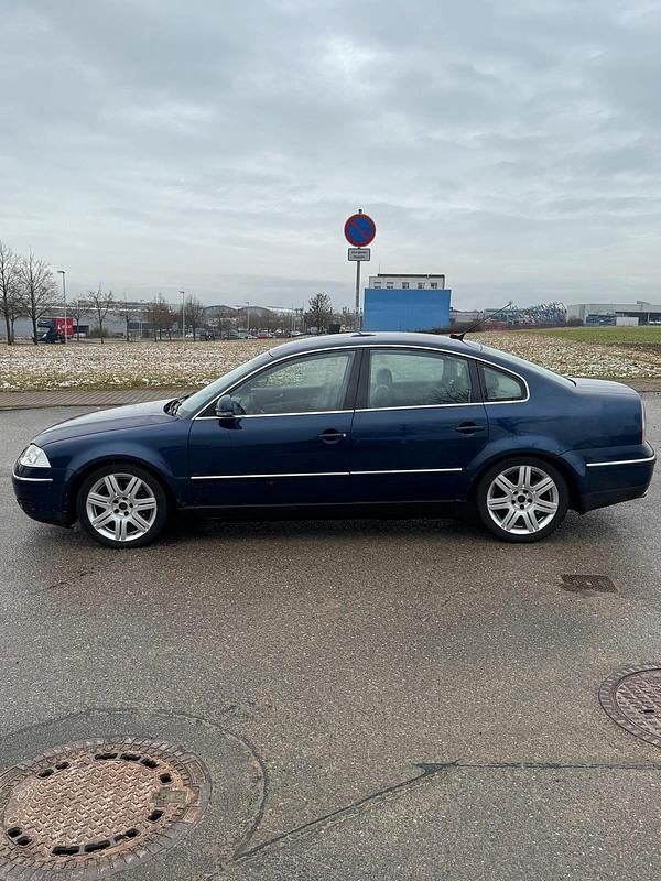 Gebraucht VW Passat 193 PS (141 kW) 2004 Blau Limousine