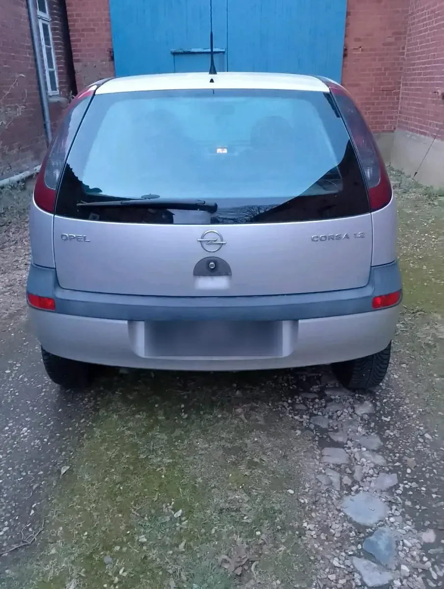 Second-hand Opel Corsa 75 CP (55 kW) 2002 Argintiu Hatchback