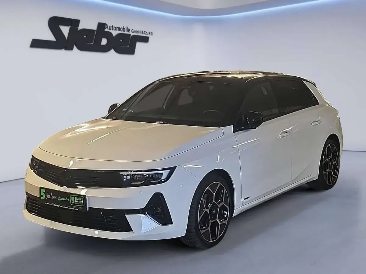 Gebraucht Opel Astra 131 PS (96 kW) 2023 Weiß Limousine