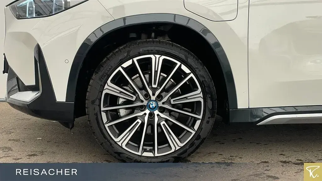 Gebraucht BMW X1 326 PS (239 kW) 2025 Weiß SUV