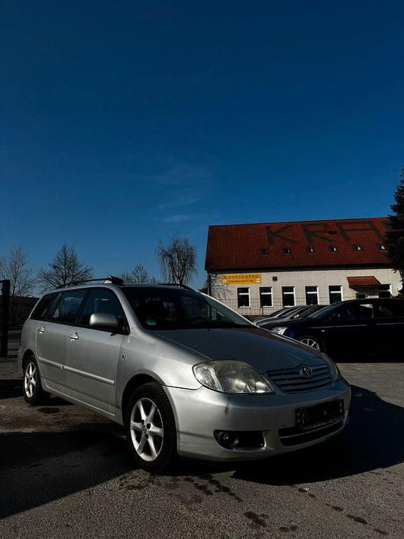 Gebraucht Toyota Corolla Luna 90 PS (66 kW) 2005 Silber Kombi