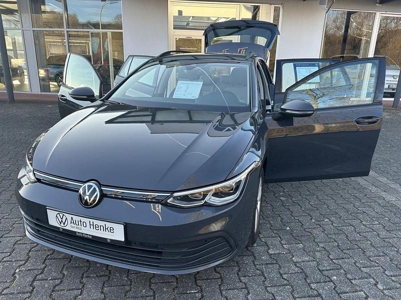 Gebraucht VW Golf VIII Pro 116 PS (85 kW) 2022 Uranograu Kombi