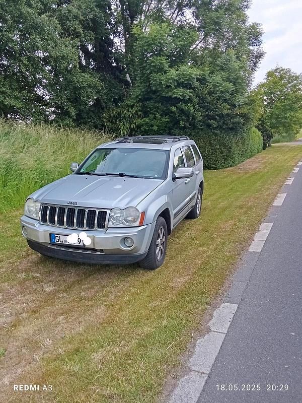 Silber Gebraucht 2006 Jeep Grand Cherokee SUV | 3.650 € - Bild 1/4