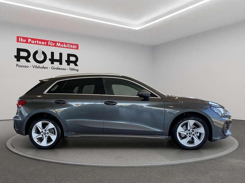 Gebraucht Audi A3 S-Line 204 PS (150 kW) 2025 Grau Limousine