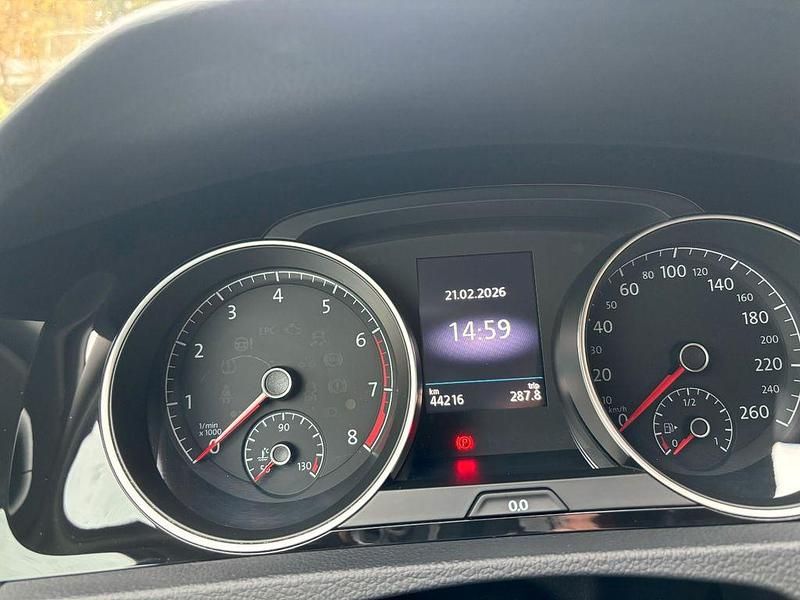 Gebraucht VW Golf VII Allstar 125 PS (91 kW) 2016 Weiß Limousine