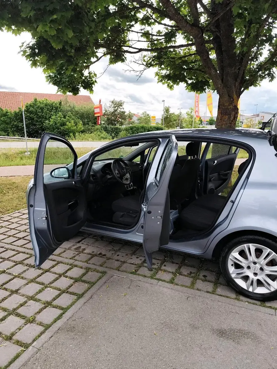 Gebraucht Opel Corsa 80 PS (58 kW) 2008 Grau Kleinwagen