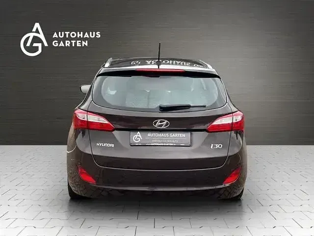 Gebraucht Hyundai i30 135 PS (99 kW) 2017 Andere Limousine
