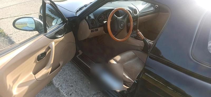 Gebraucht Mazda MX5 140 PS (102 kW) 1999 Schwarz Cabrio