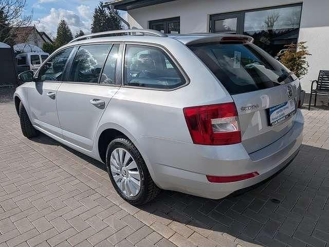 Gebraucht Skoda Octavia Ambition 140 PS (102 kW) 2013 Silber Kombi