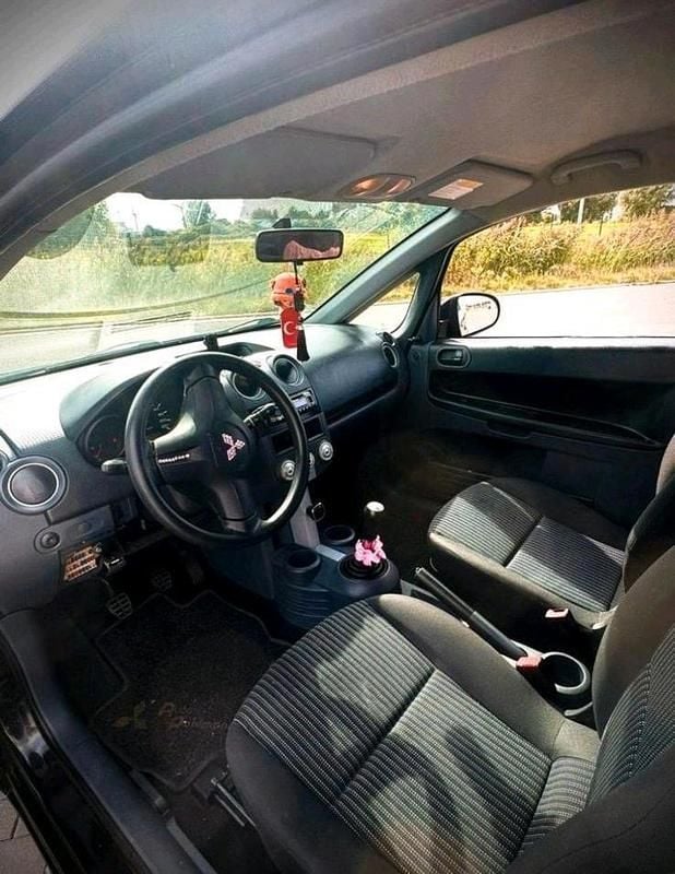 Gebraucht Mitsubishi Colt 95 PS (69 kW) 2008 Schwarz Kleinwagen