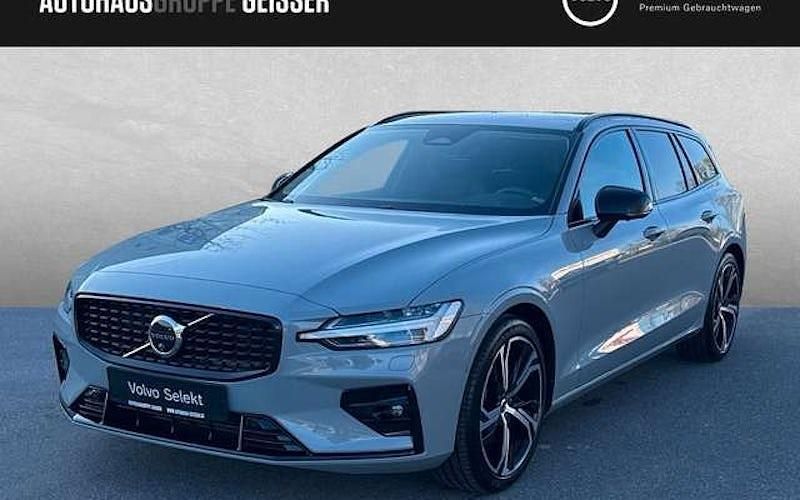Gebraucht Volvo V60 Plus 197 PS (144 kW) 2025 Grau Kombi