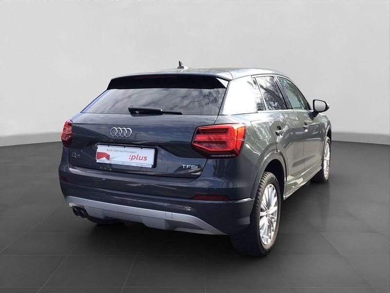 Gebraucht Audi Q2 Design 150 PS (110 kW) 2017 Grau SUV