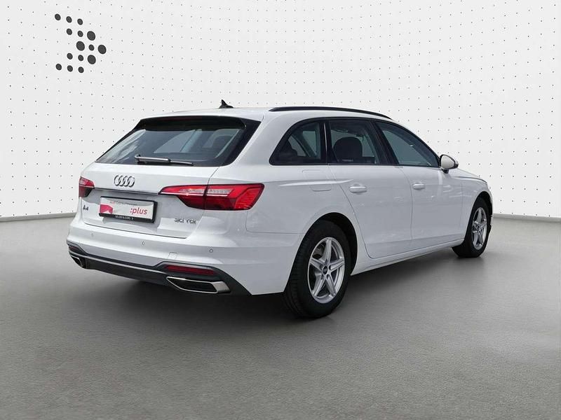 Gebraucht Audi A4 Business 136 PS (100 kW) 2022 Weiß Kombi