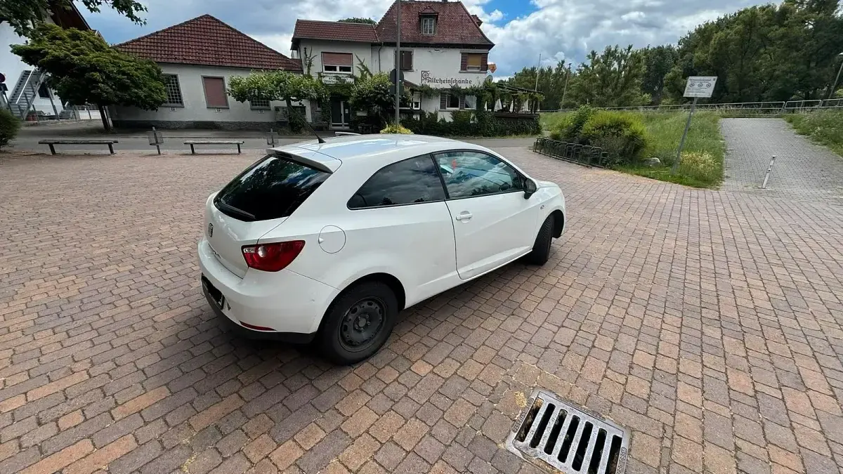 Gebraucht Seat Ibiza 69 PS (50 kW) 2009 Weiß Kleinwagen
