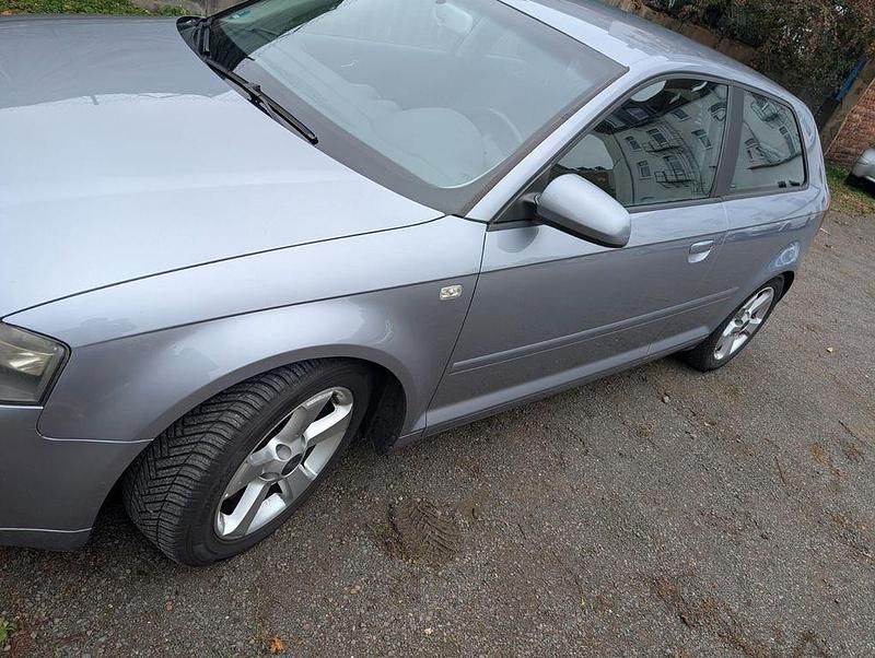 Gebraucht Audi A3 Performance 105 PS (77 kW) 2003 Silber Kleinwagen