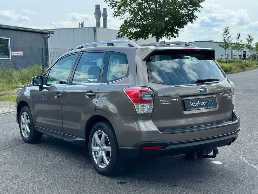 Gebraucht Subaru Forester Exclusive+ 147 PS (108 kW) 2017 Braun SUV