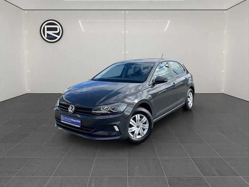 Gebraucht VW Polo Trendline 80 PS (58 kW) 2022 Grau Kleinwagen