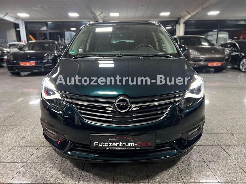 Grün Gebraucht 2017 Opel Zafira Innovation Van / Kleinbus | 14.990 € (Fairer Preis) - Bild 1/4
