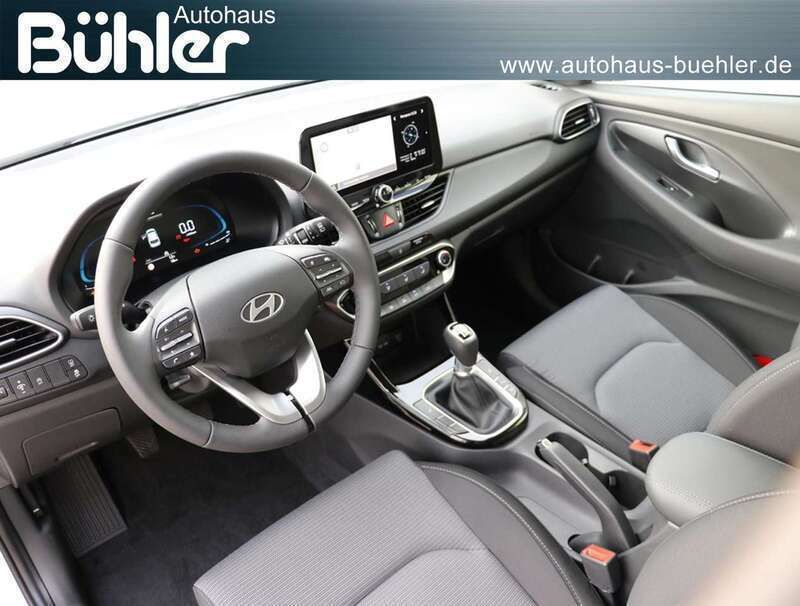 Atlas white uni Neu 2024 Hyundai i30 Trend Kombi | 20.250 € - Bild 1/2