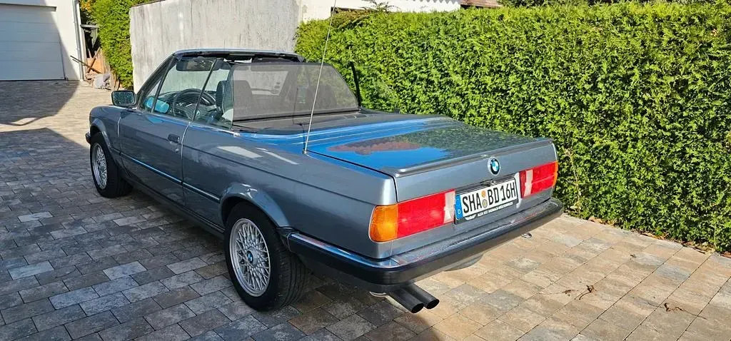 Gebraucht BMW 325 Cabriolet Basis 170 PS (125 kW) 1987 Grau Cabrio
