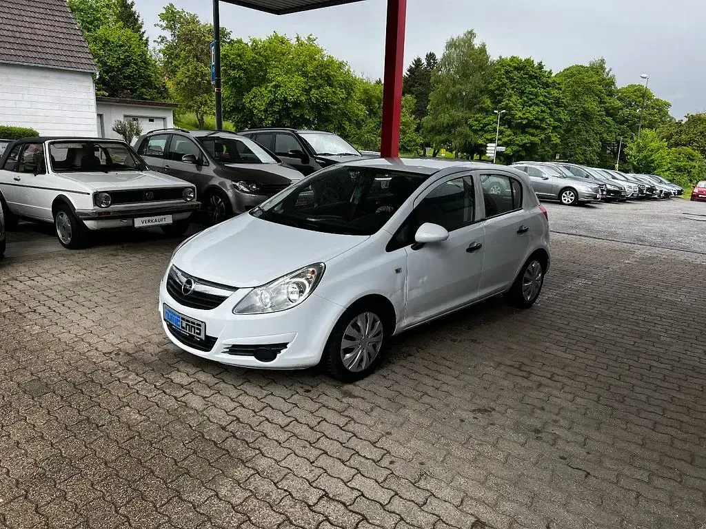 Używany Opel Corsa 60 KM (44 kW) 2008 Biały Hatchback