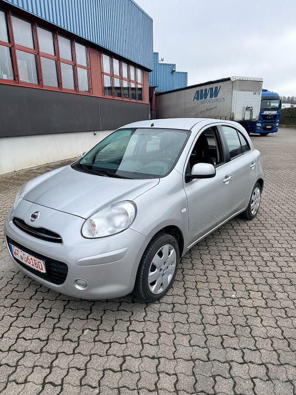 Gebraucht Nissan Micra Acenta 80 PS (58 kW) 2012 Silber Kleinwagen