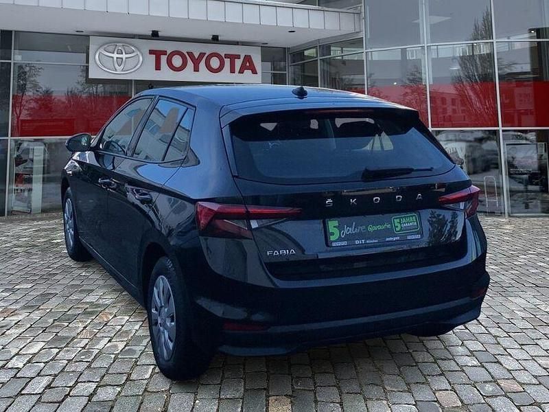 Gebraucht Skoda Fabia Selection 80 PS (58 kW) 2024 Schwarzmagic perleffekt Limousine