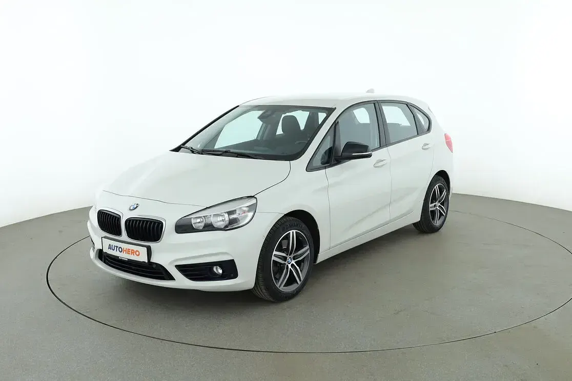 Gebraucht BMW 220 Active Tourer Basis 190 PS (139 kW) 2015 Van / Kleinbus