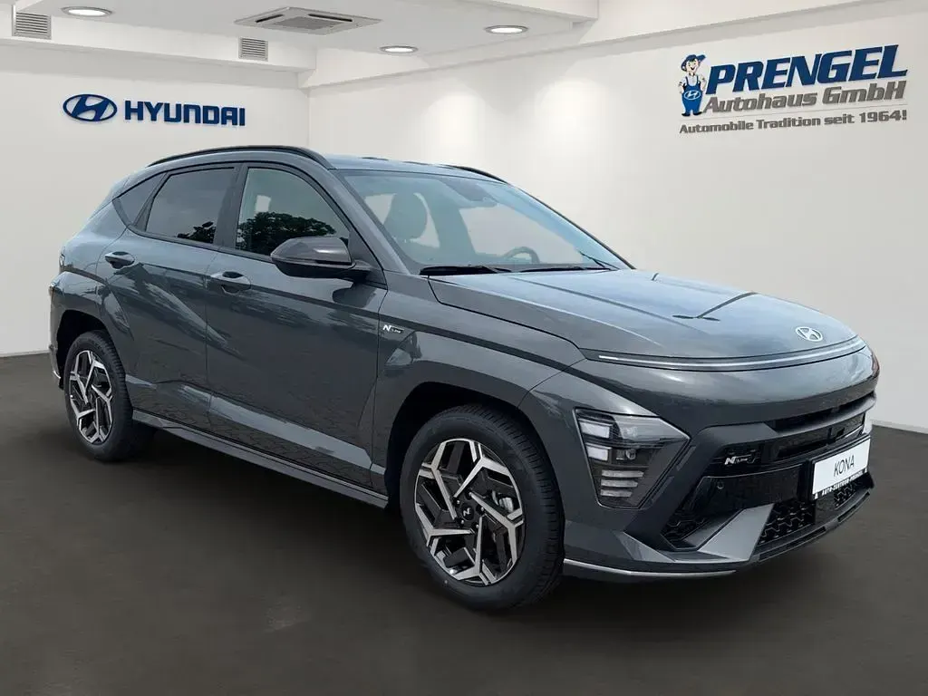 Neu Hyundai Kona N Line 150 PS (110 kW) 2026 Grau SUV