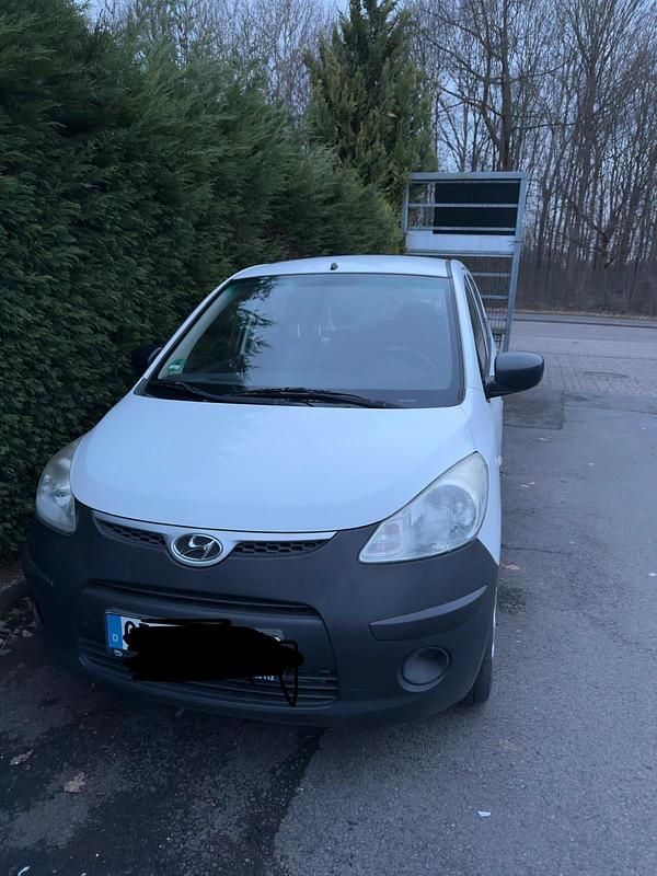 Gebraucht Hyundai i10 66 PS (48 kW) 2009 Weiß Kleinwagen