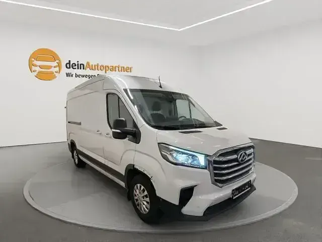 Używany Maxus V90 148 KM (108 kW) 2024 Biały Van