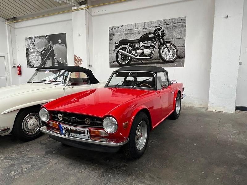 Rot Gebraucht 1974 Triumph TR6 Cabrio | 18.900 € - Bild 1/4