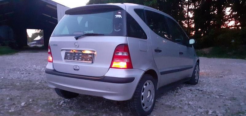 Gebraucht Mercedes A160 102 PS (75 kW) 2002 Silber Van / Kleinbus