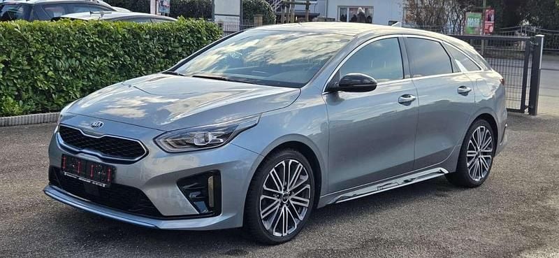 Gebraucht Kia ProCeed GT-Line 136 PS (100 kW) 2020 (css) lunarsilber met. Kombi