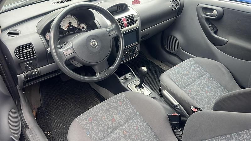 Gebraucht Opel Corsa 70 PS (51 kW) 2000 Schwarz Kleinwagen