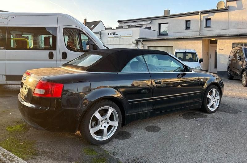 Gebraucht Audi A4 Cabriolet Sport 163 PS (119 kW) 2004 Schwarz Cabrio