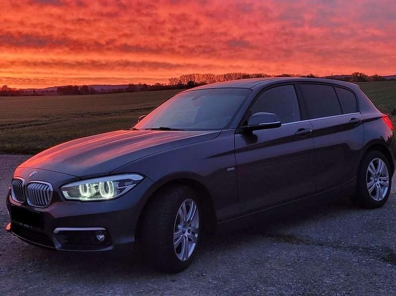 Grau Gebraucht 2018 BMW 116 Kleinwagen | 12.999 € (Fairer Preis) - Bild 1/4