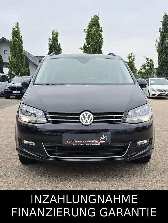 Gebraucht VW Sharan Comfortline 150 PS (110 kW) 2020 Schwarz Van / Kleinbus