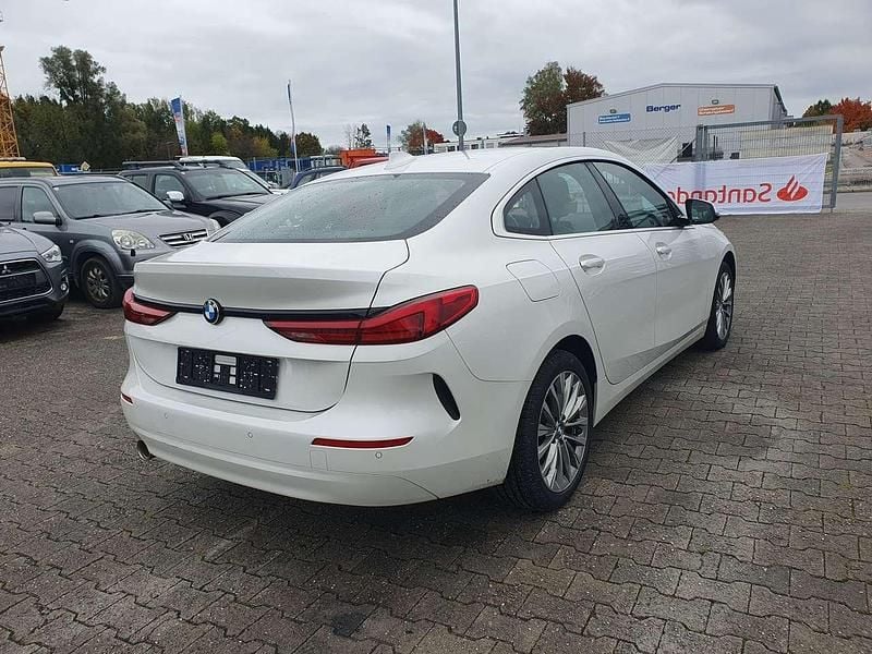 Gebraucht BMW 218 Luxury Line 140 PS (102 kW) 2020 Mineralweiss metallic Limousine