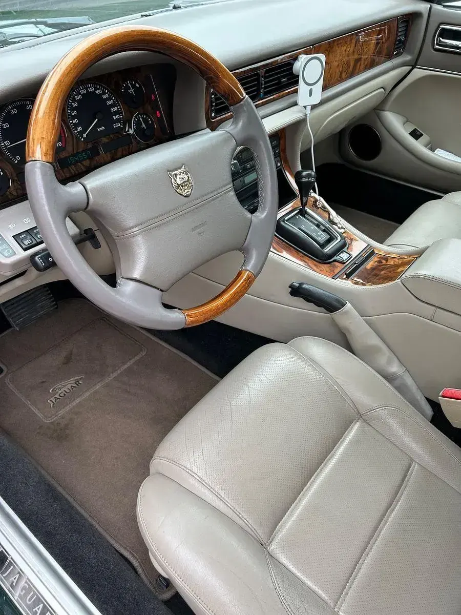 Gebraucht Jaguar X300 211 PS (155 kW) 1995 Grün Limousine