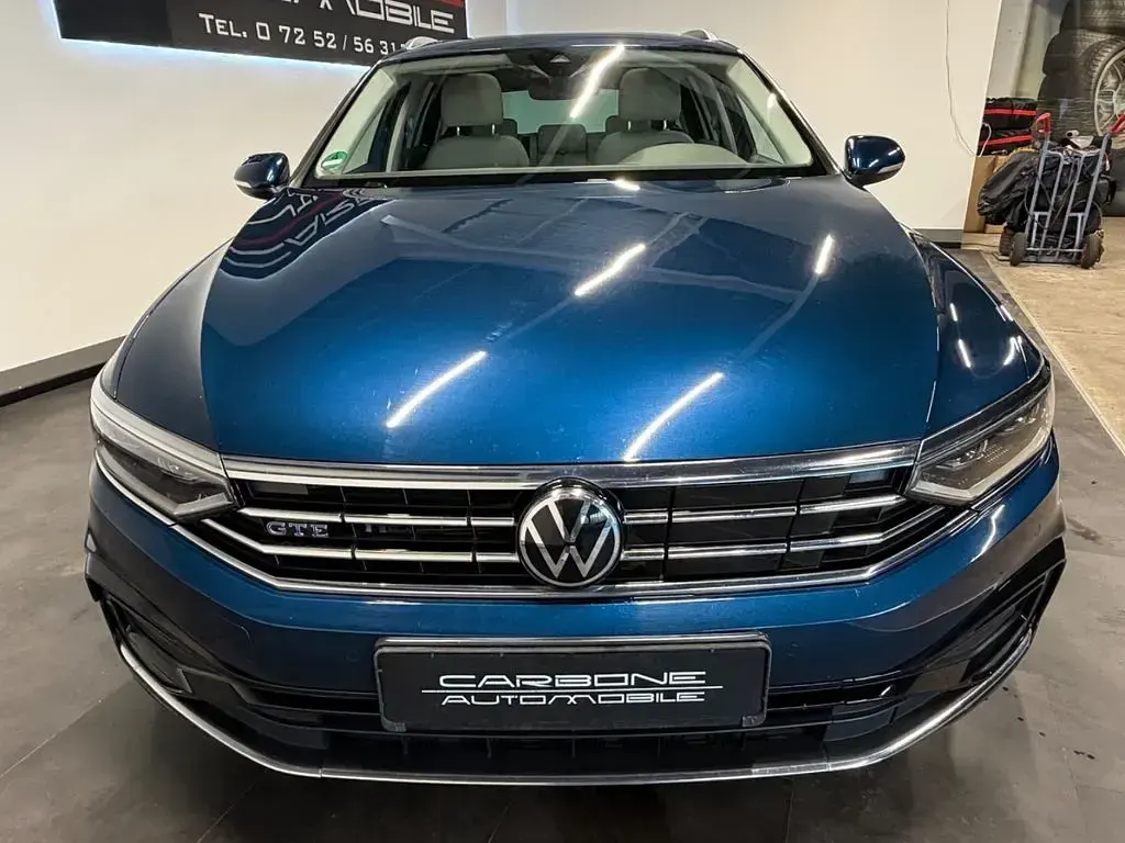 Gebraucht VW Passat GTE 156 PS (114 kW) 2021 Blau Kombi