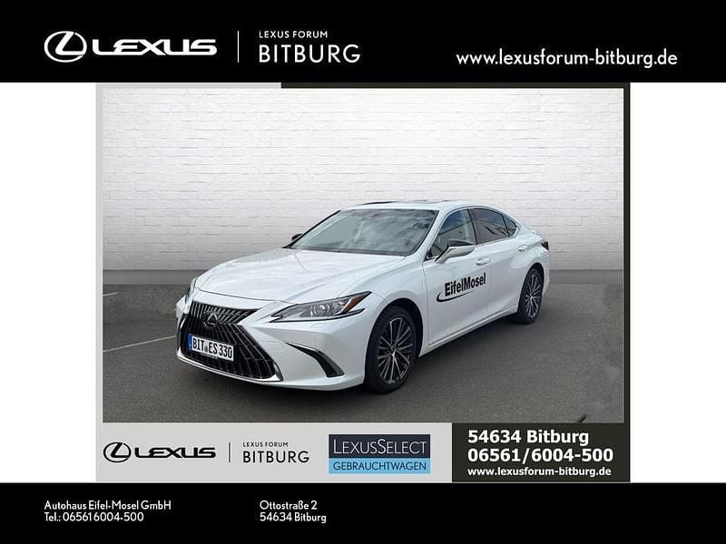 Weiß Gebraucht 2025 Lexus ES300H Business Edition Limousine | 47.960 € (Fairer Preis) - Bild 1/4
