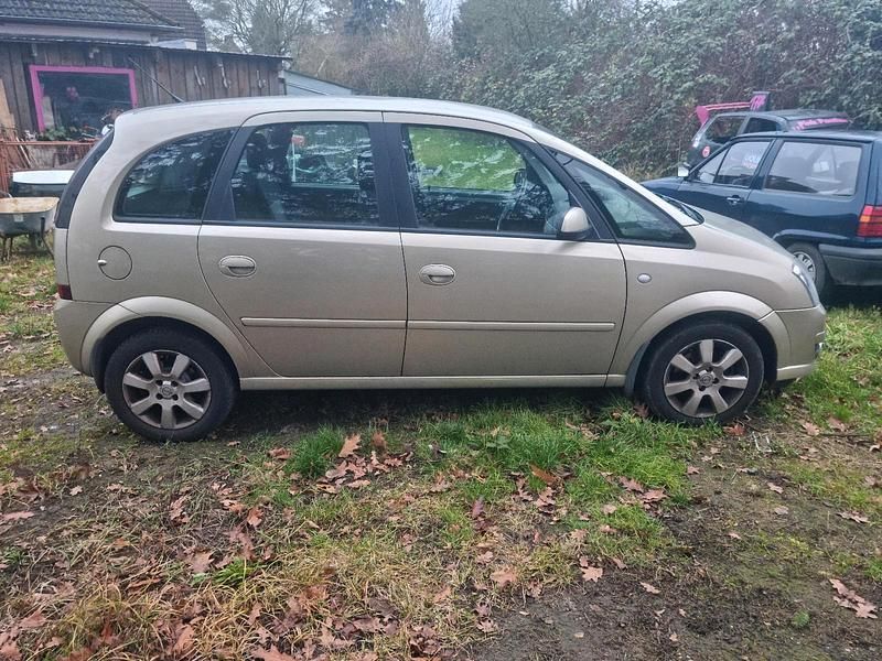 Gebraucht Opel Meriva 125 PS (91 kW) 2006 Gold Van / Kleinbus