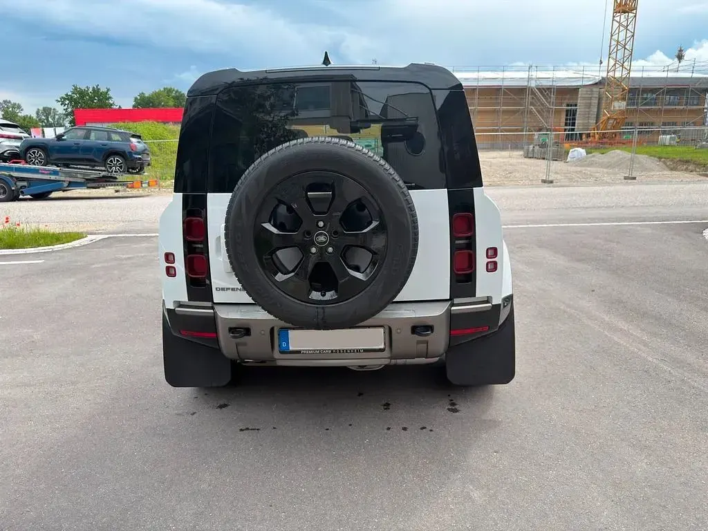 Gebraucht Land Rover Defender HSE Dynamic 300 PS (220 kW) 2024 Weiß SUV