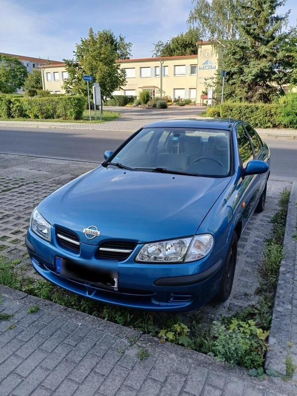Blau Gebraucht 2000 Nissan Almera Limousine | 2.599 € - Bild 1/4