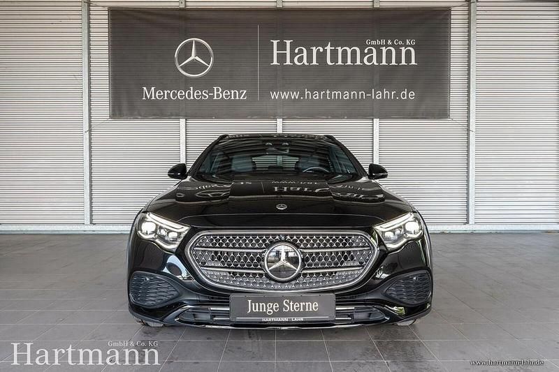 Gebraucht Mercedes E220 All-Terrain 197 PS (144 kW) 2024 Obsidianschwarz Kombi