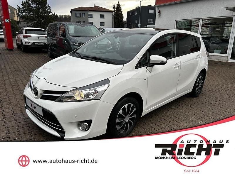Gebraucht Toyota Verso 147 PS (108 kW) 2013 Weiß Van / Kleinbus