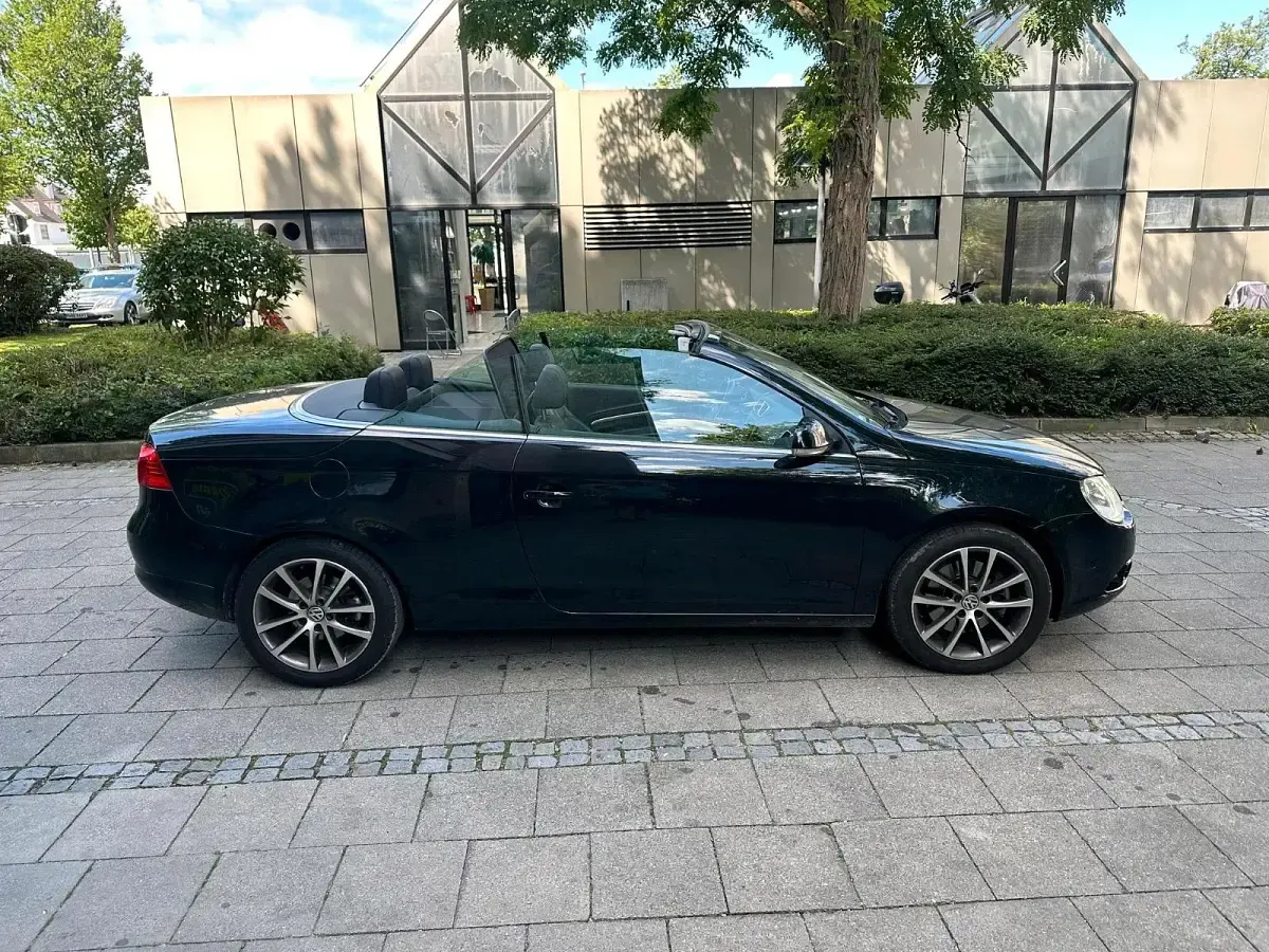 Gebraucht VW Eos 150 PS (110 kW) 2006 Schwarz Cabrio