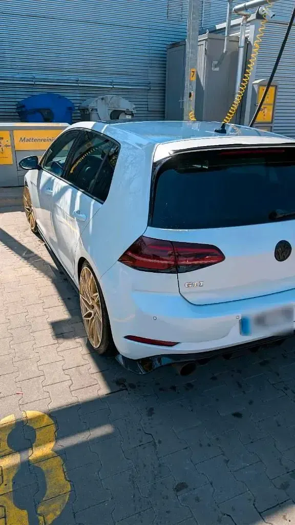 Gebraucht VW Golf VII Pro 230 PS (169 kW) 2017 Weiß Kleinwagen