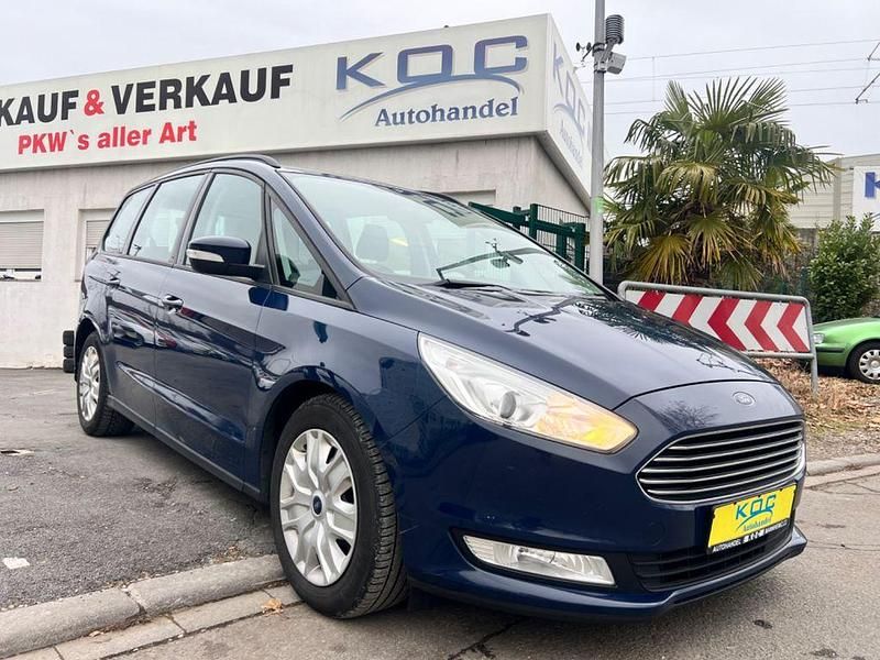 Blau Gebraucht 2017 Ford Galaxy Trend Van / Kleinbus | 8.900 € (Fairer Preis) - Bild 1/4